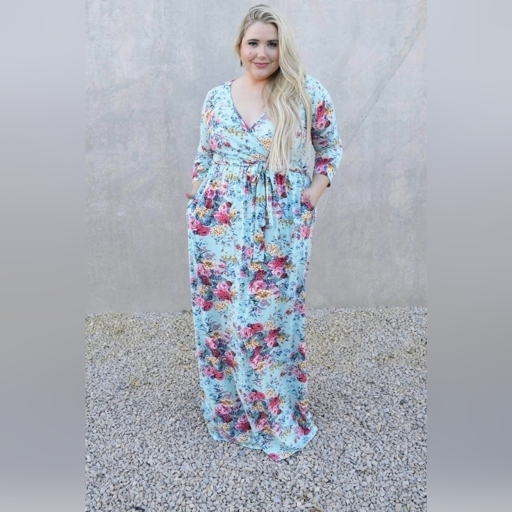 NWT Hazel Blues Wrap It Up Floral Maxi Dress Size 3XL